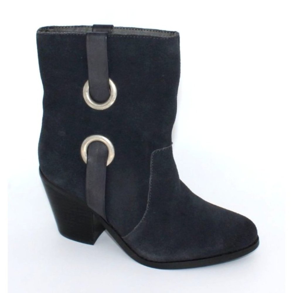 VERY VOLATILE Women's Blue Suede Leather Boots Size 6.5